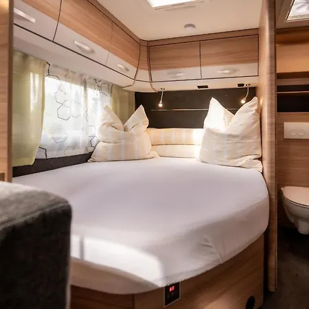 Season Camper 701 *