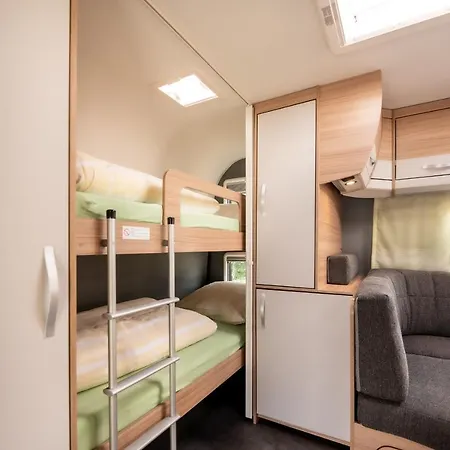 Season Camper 701 勒文施泰因